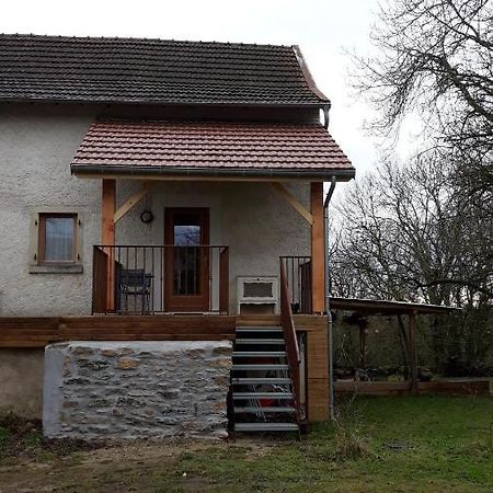 Agreable Gite En Pleine Nature Parmilieu Екстер'єр фото